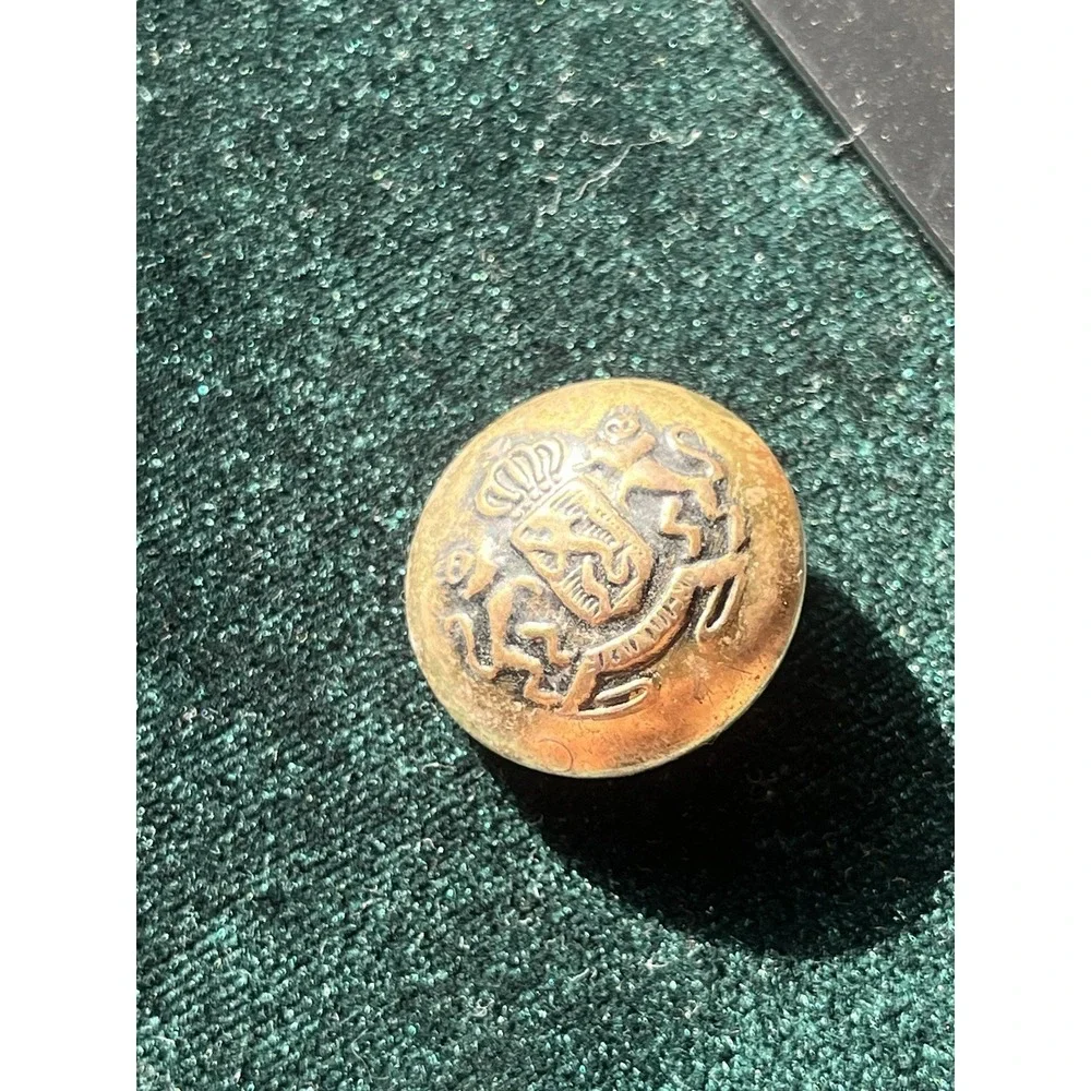 1930's Dutch Netherlands Officer's Gold‎ Button size about 11/16